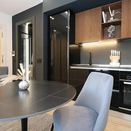 Apartamento New-hidden Gem-suite-perfect For Couples-renovated *
