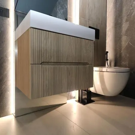 New-hidden Gem-suite-perfect For Couples-renovated